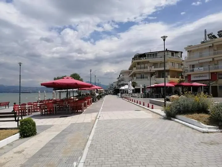 By The Sea Apartment Peraia