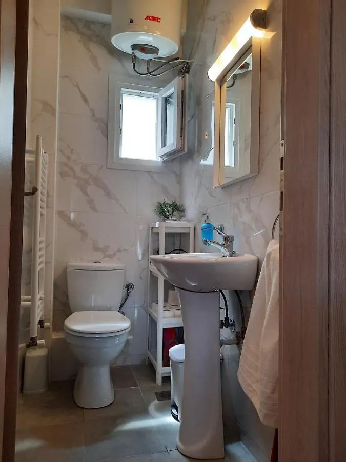 By The Sea Apartment Peraia